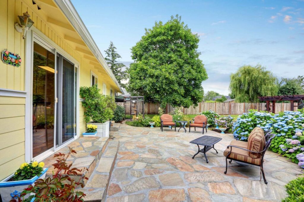 Home gallery 3 1340x893
